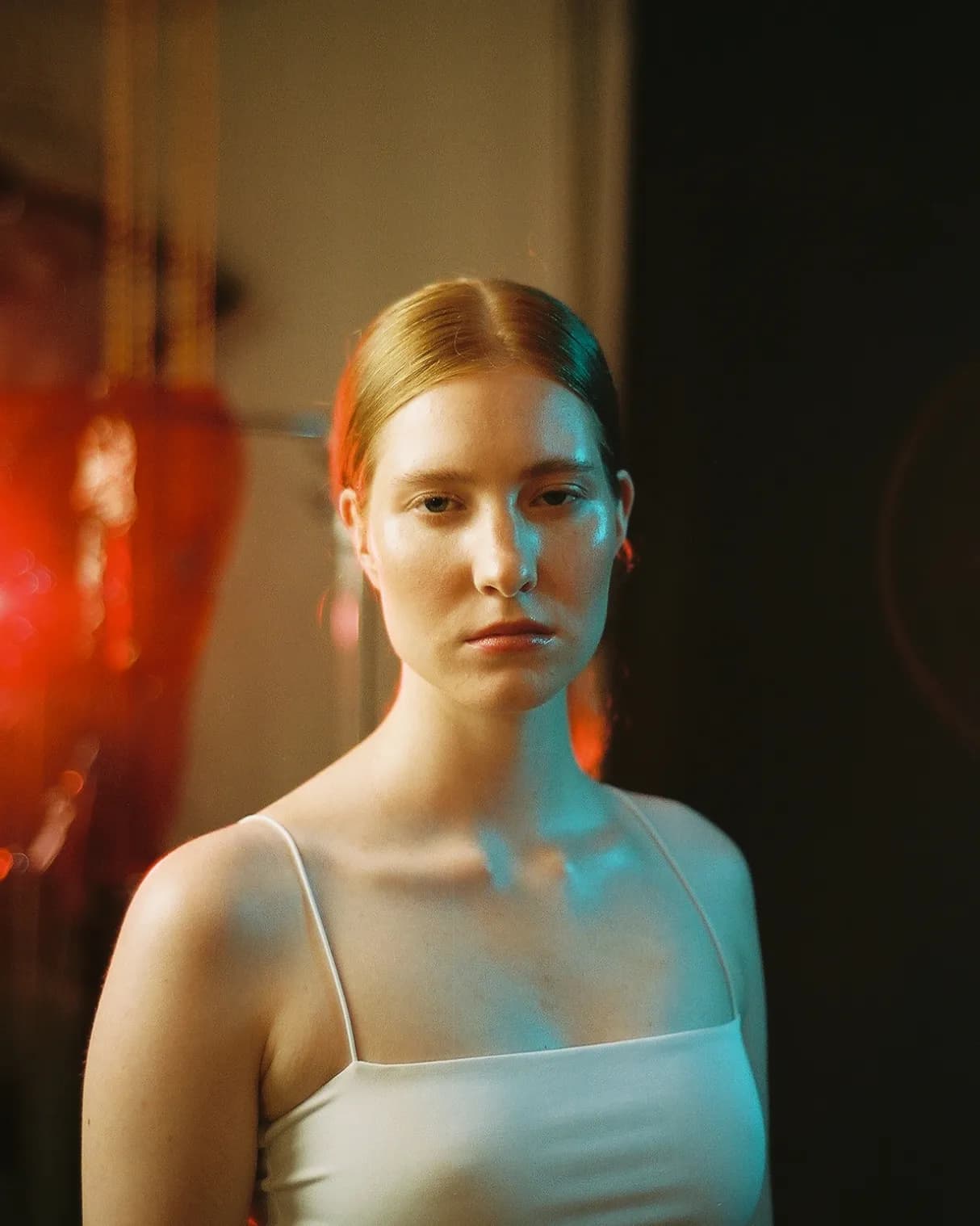 Bluring
the boundaries
of conventional
beauty