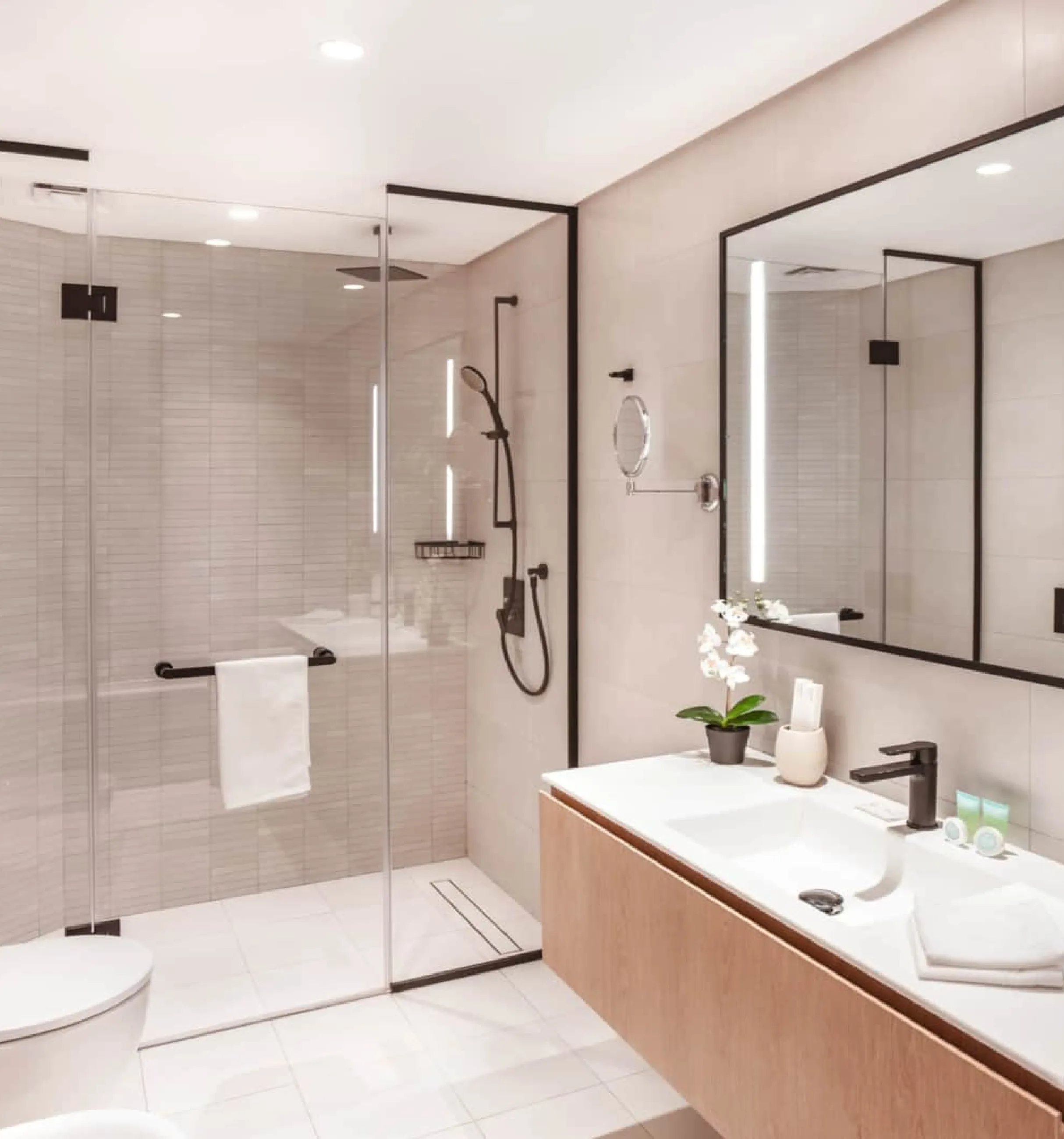 Branding
& website for
luxury apartments
in Dubai